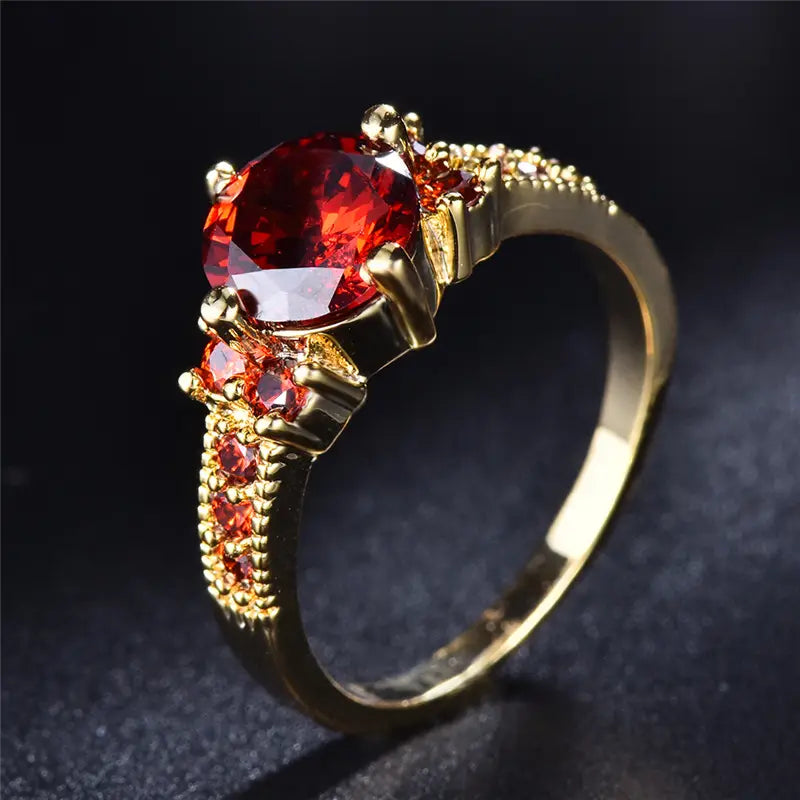 Anel Redondo Vermelho com Pedrinhas Vermelhas