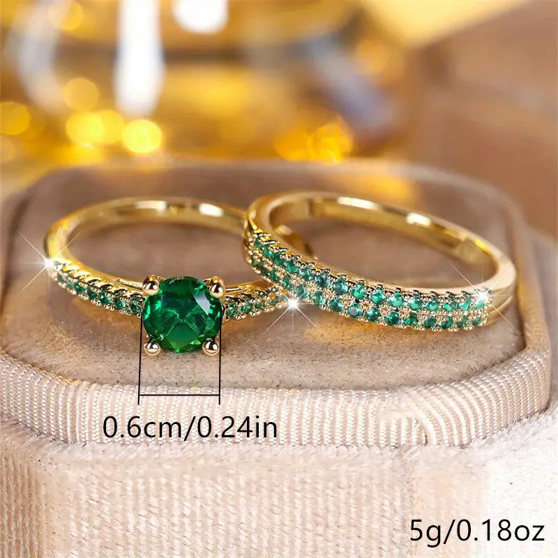 Conjunto Dois Anéis com Solitário Verde