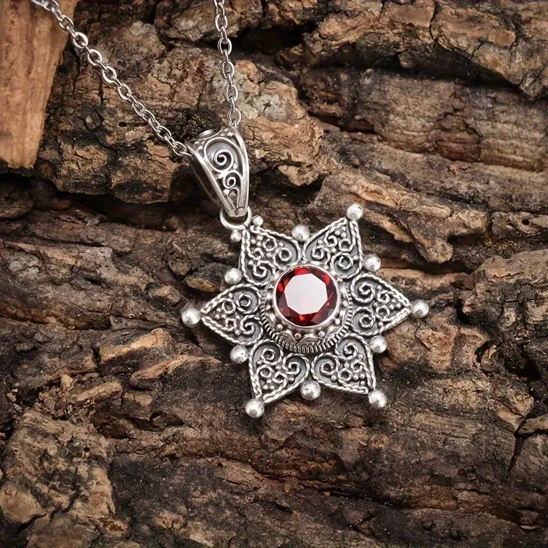 Colar Estrela de Filigrana com Pedra Vermelha