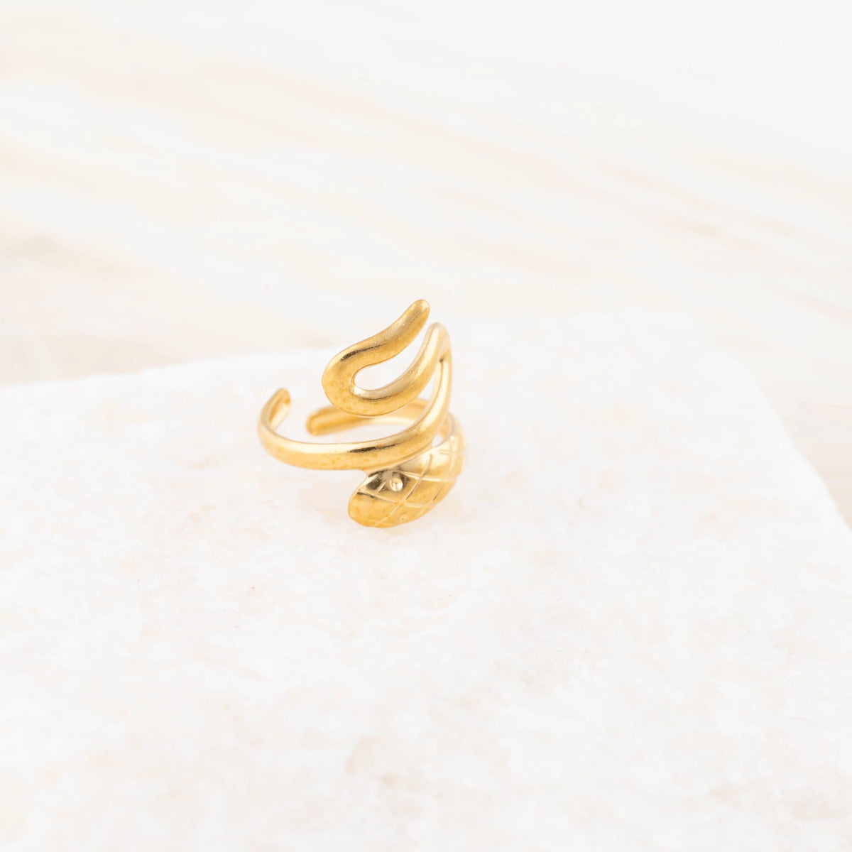 Ear Cuff Serpente Ondulada