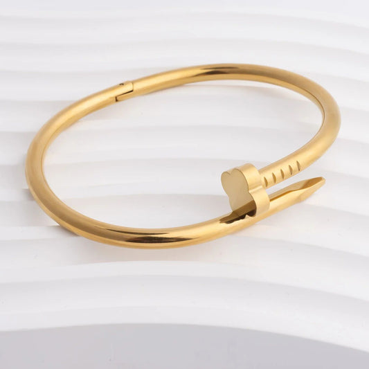 Pulseira Rígida Prego Flor Lisa