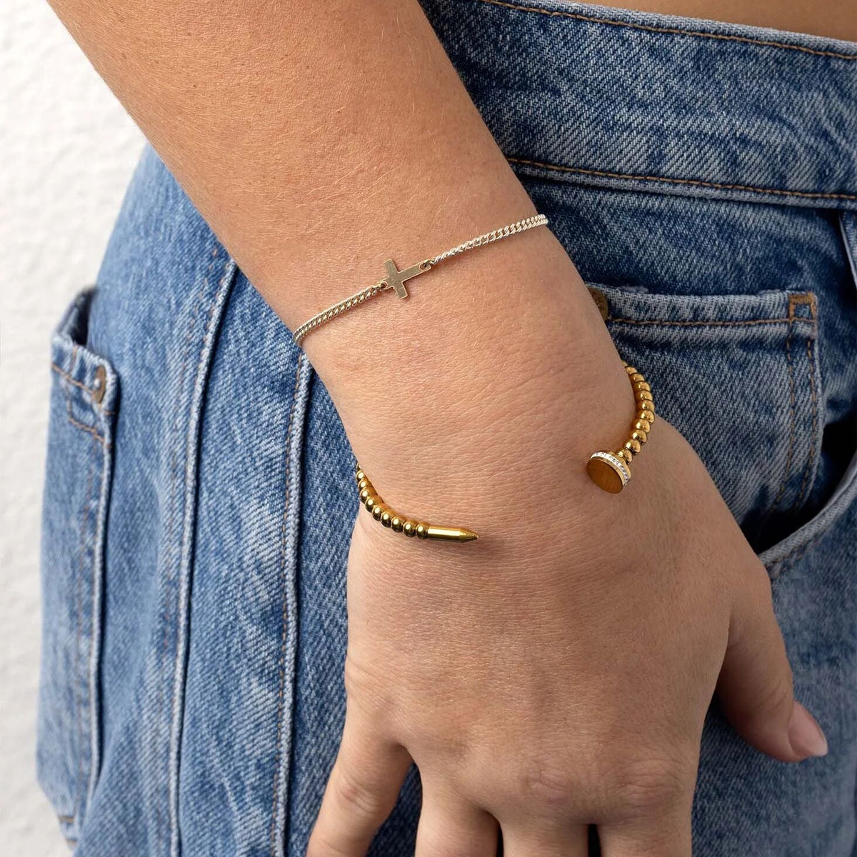 Pulseira Rígida Prego de Bolinhas