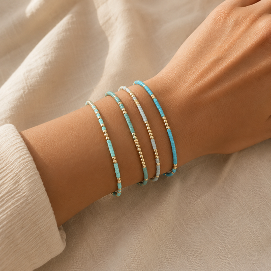 Conjunto Quatro Pulseiras de Missangas Azuis