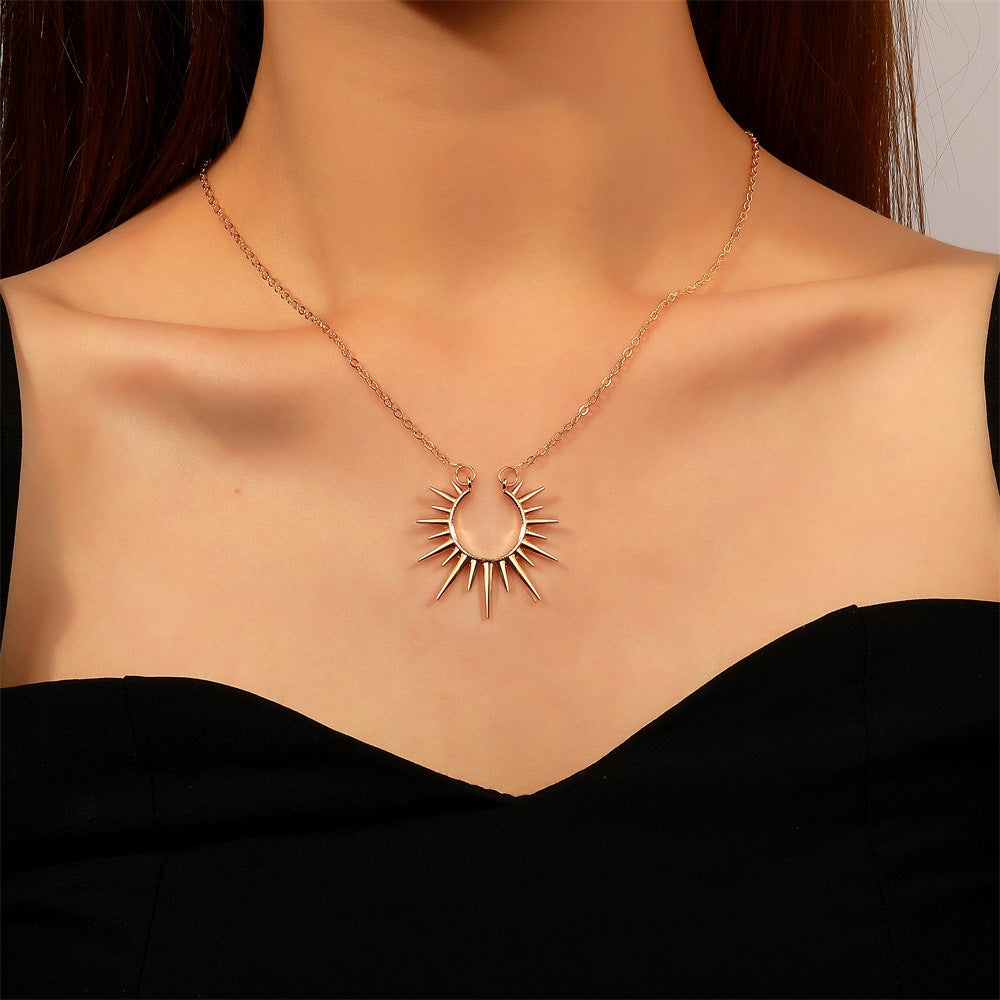 Colar Sol Aberto de Raios Pontiagudos