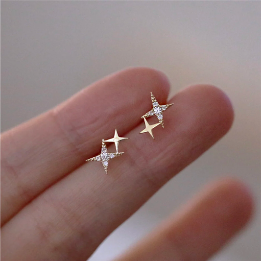 Brincos Duas Estrelas de Quatro Pontas