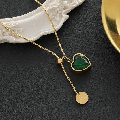Colar Coração Verde com Medalhinha Love
