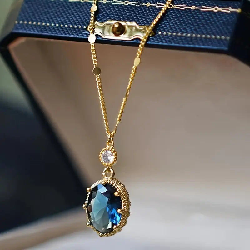 Colar Oval Azul-Escuro com Pedrinha Branca