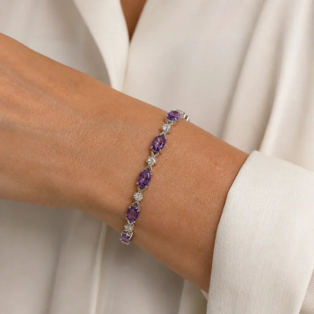 Pulseira Ovais Roxas e Pedrinhas Brancas
