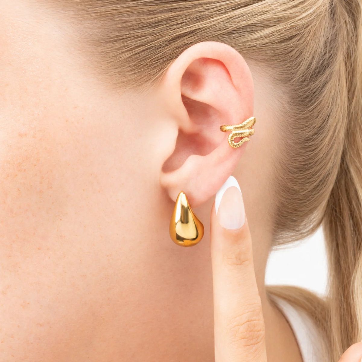 Ear Cuff Serpente Enrolada