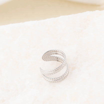Ear Cuff Cruzado Pontilhado