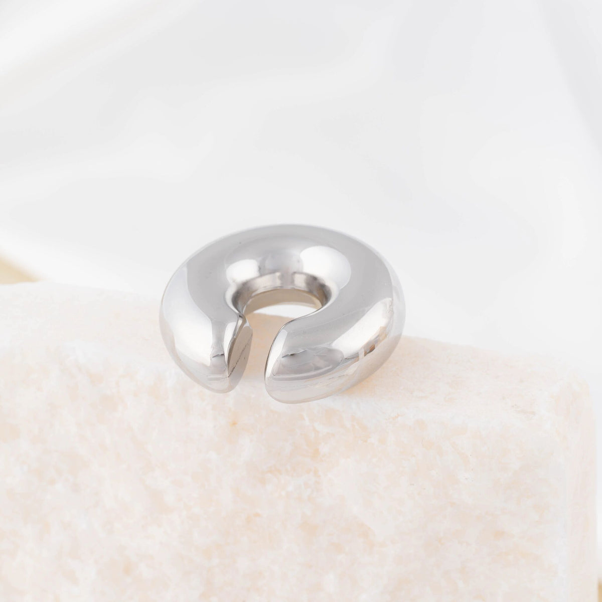 Ear Cuff Tubo Grosso