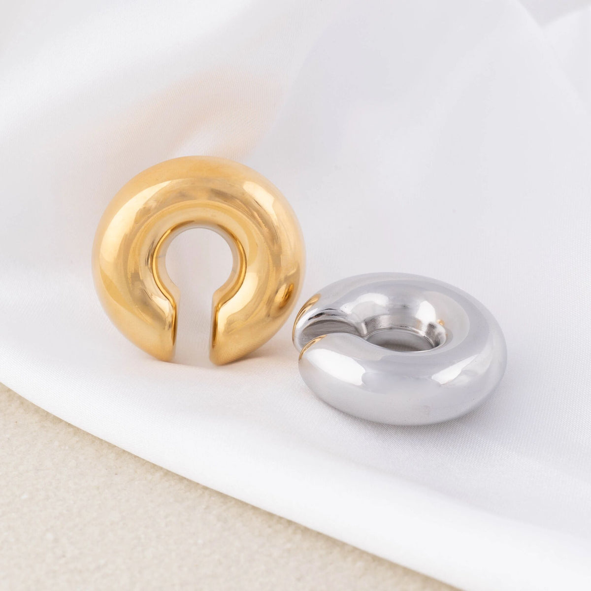 Ear Cuff Tubo Grosso
