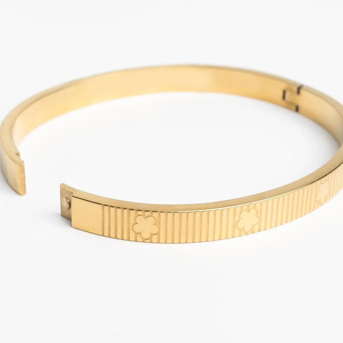 Pulseira Rígida Canelada com Flores