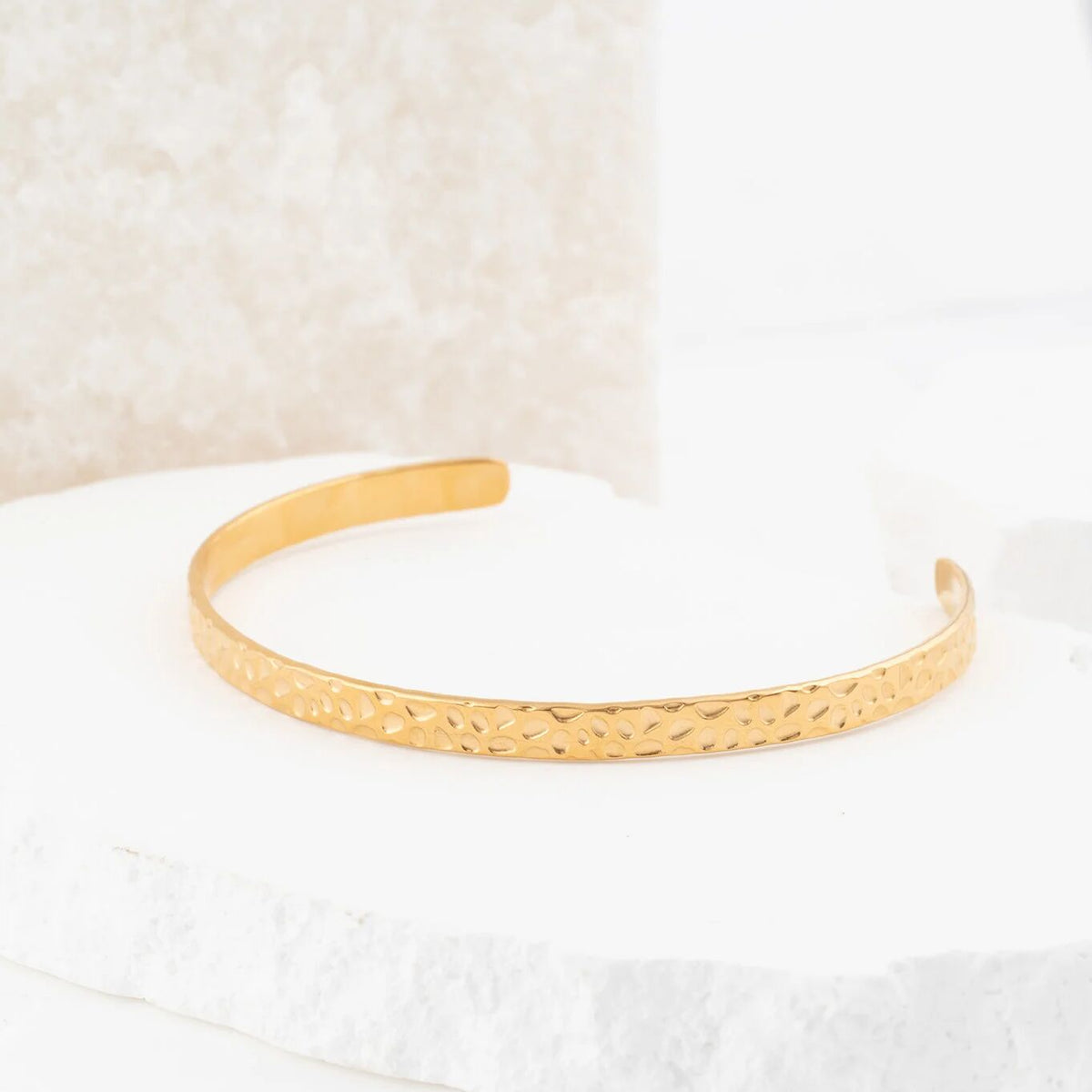 Pulseira Rígida Aberta Martelada