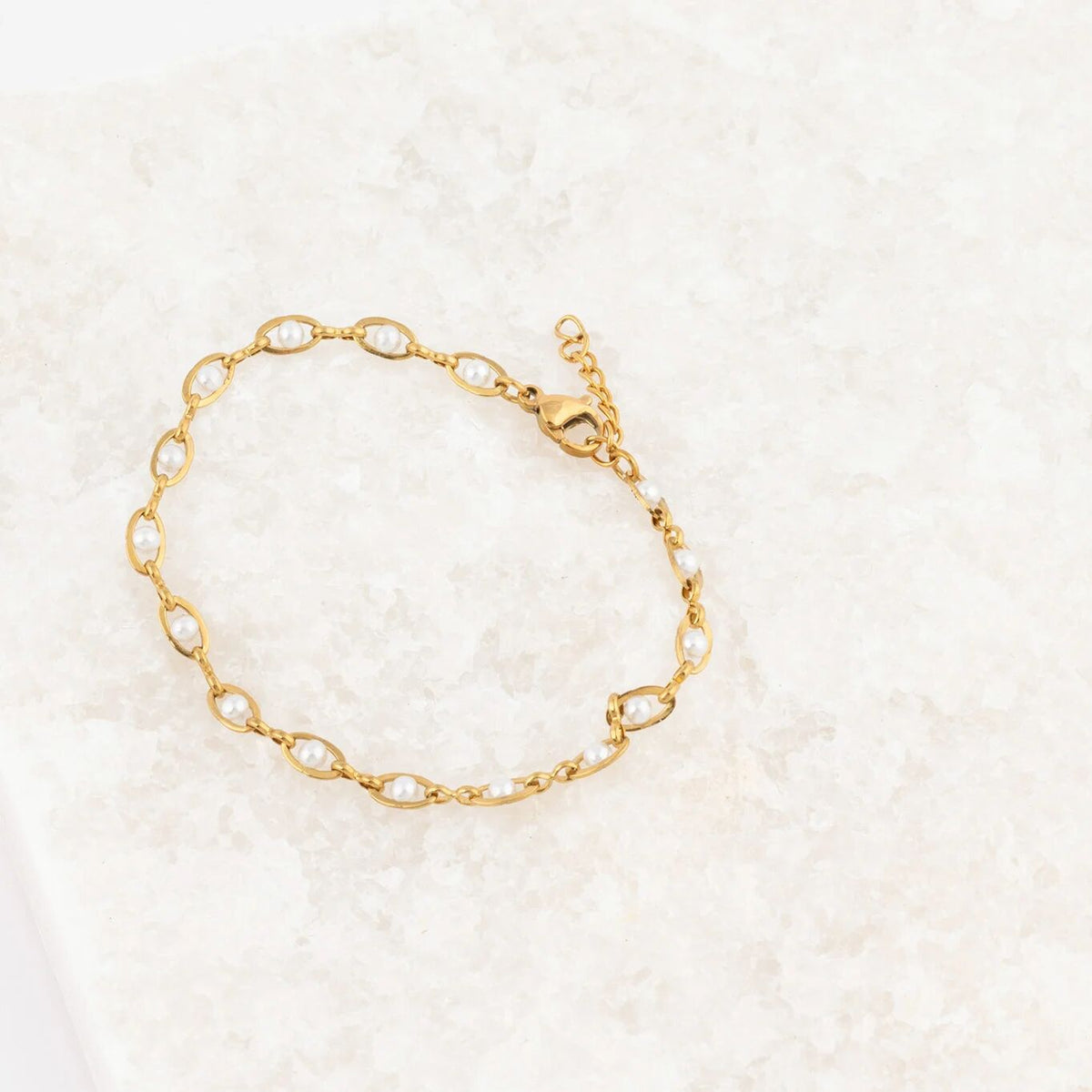 Pulseira Pérolas em Elos Ovais