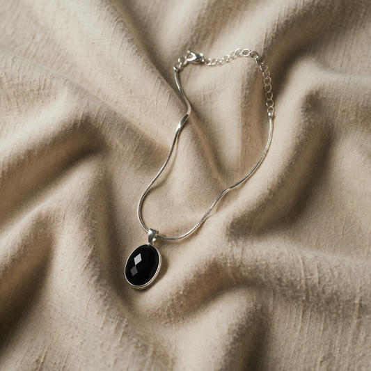 Colar Oval Preto em Corrente Cobra