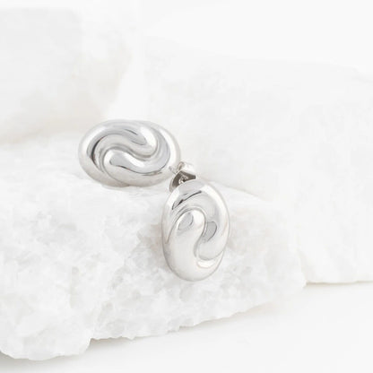 Brincos Oval com Onda em Relevo
