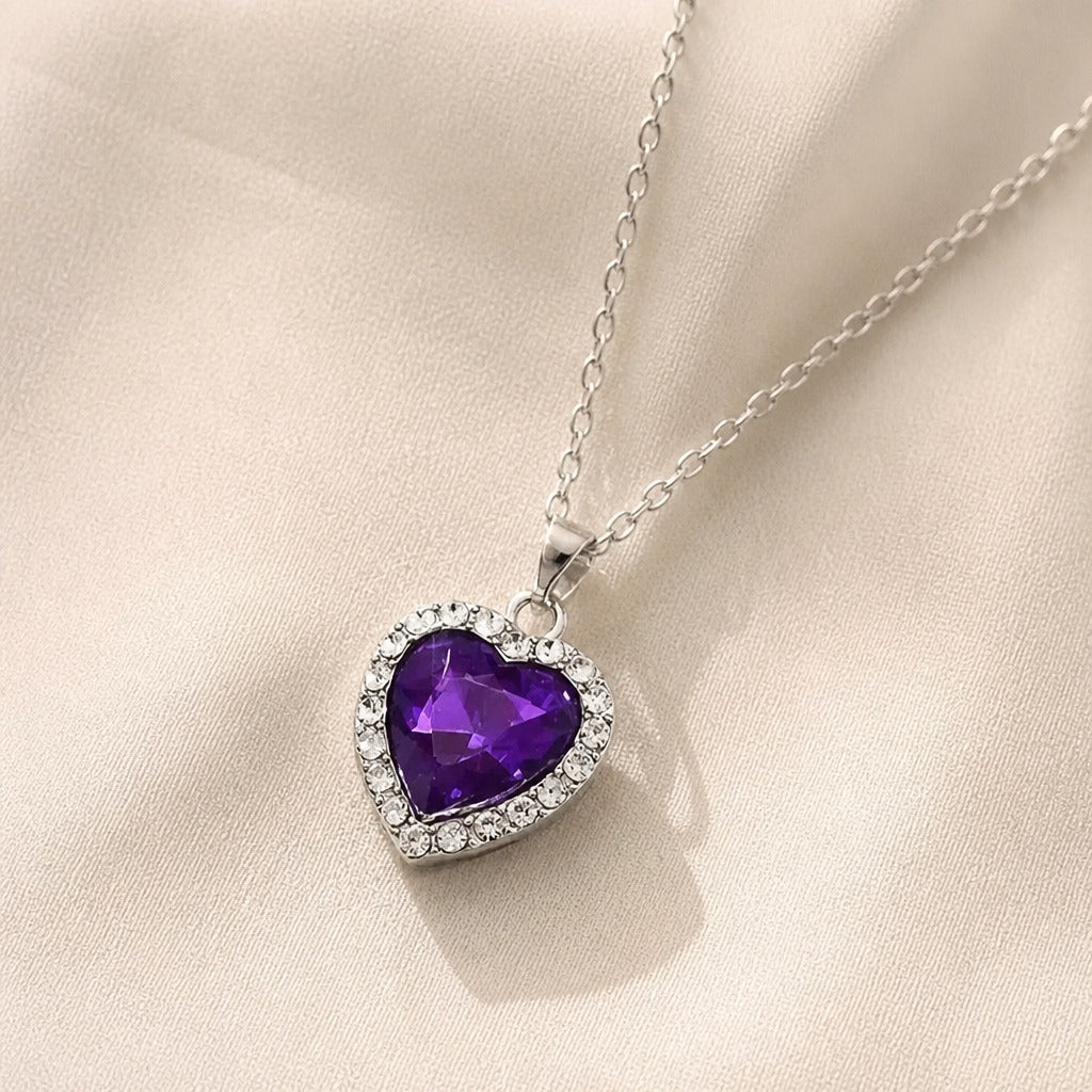 Colar Coração Roxo com Pedrinhas