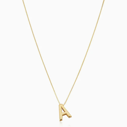 Colar Letra em Prateado ou Dourado