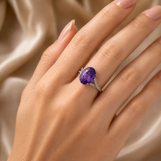Anel Oval Roxo com Aro Dividido