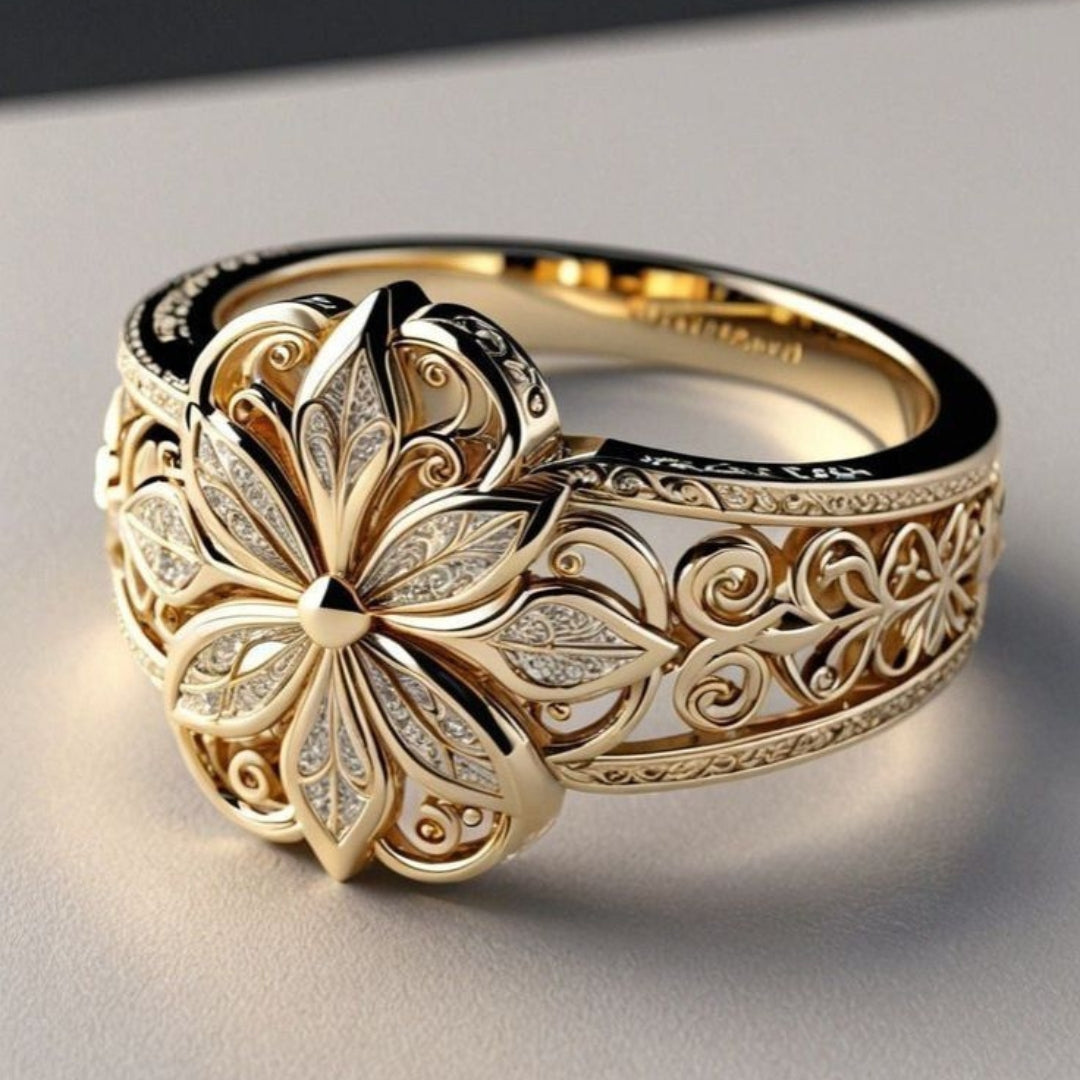 Anel Flor de Pedrinhas com Aro Rendado
