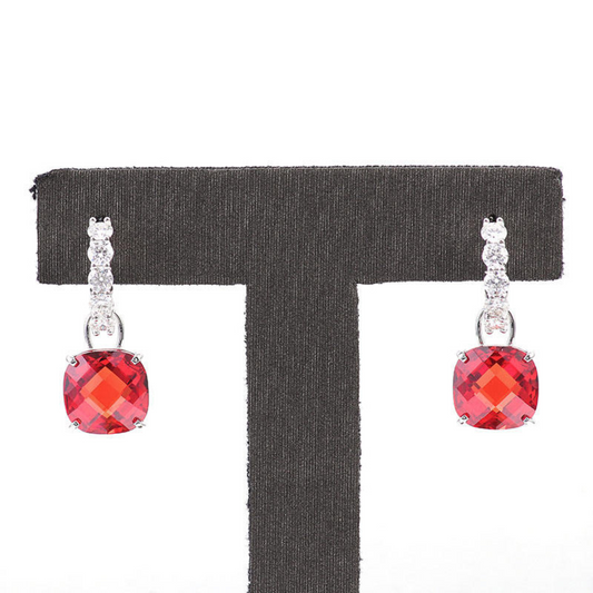 Argolas de Pedrinhas com Quadrado Vermelho
