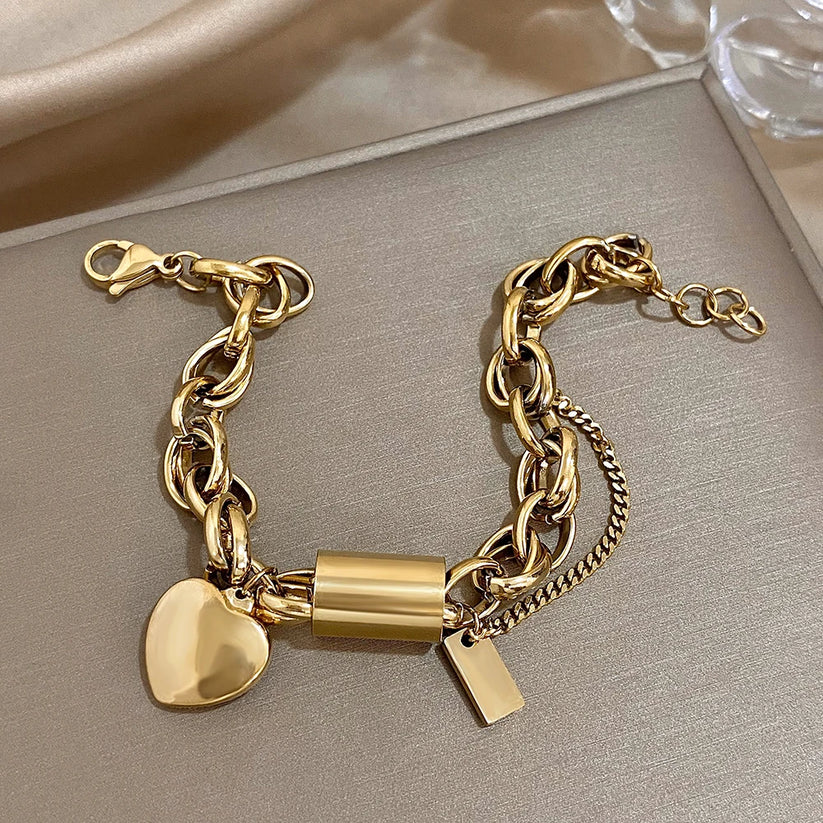 Pulseira Elos Grossos com Coração e Placa