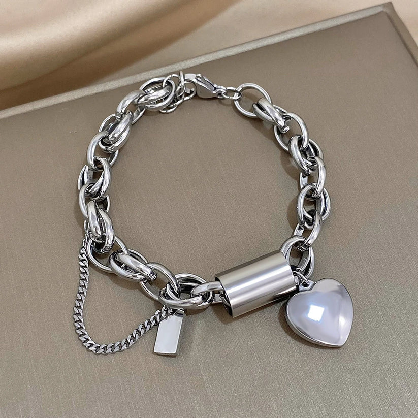 Pulseira Elos Grossos com Coração e Placa