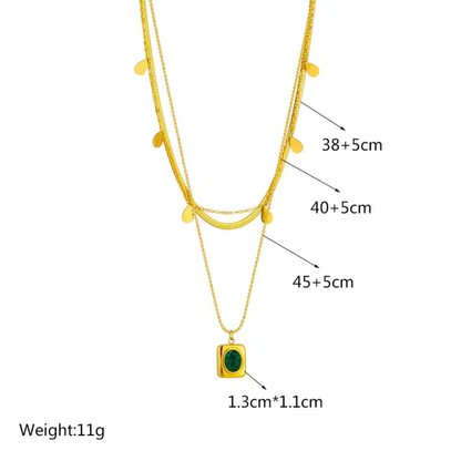 Conjunto Três Colares Gotas e Pedra Verde