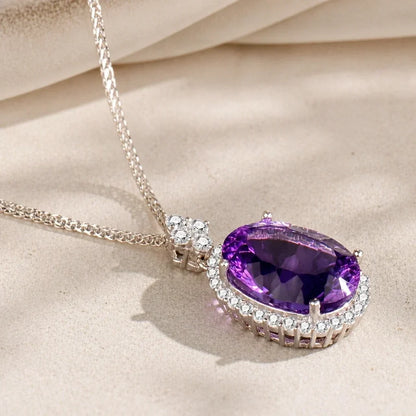 Colar Oval Roxo com Pedrinhas