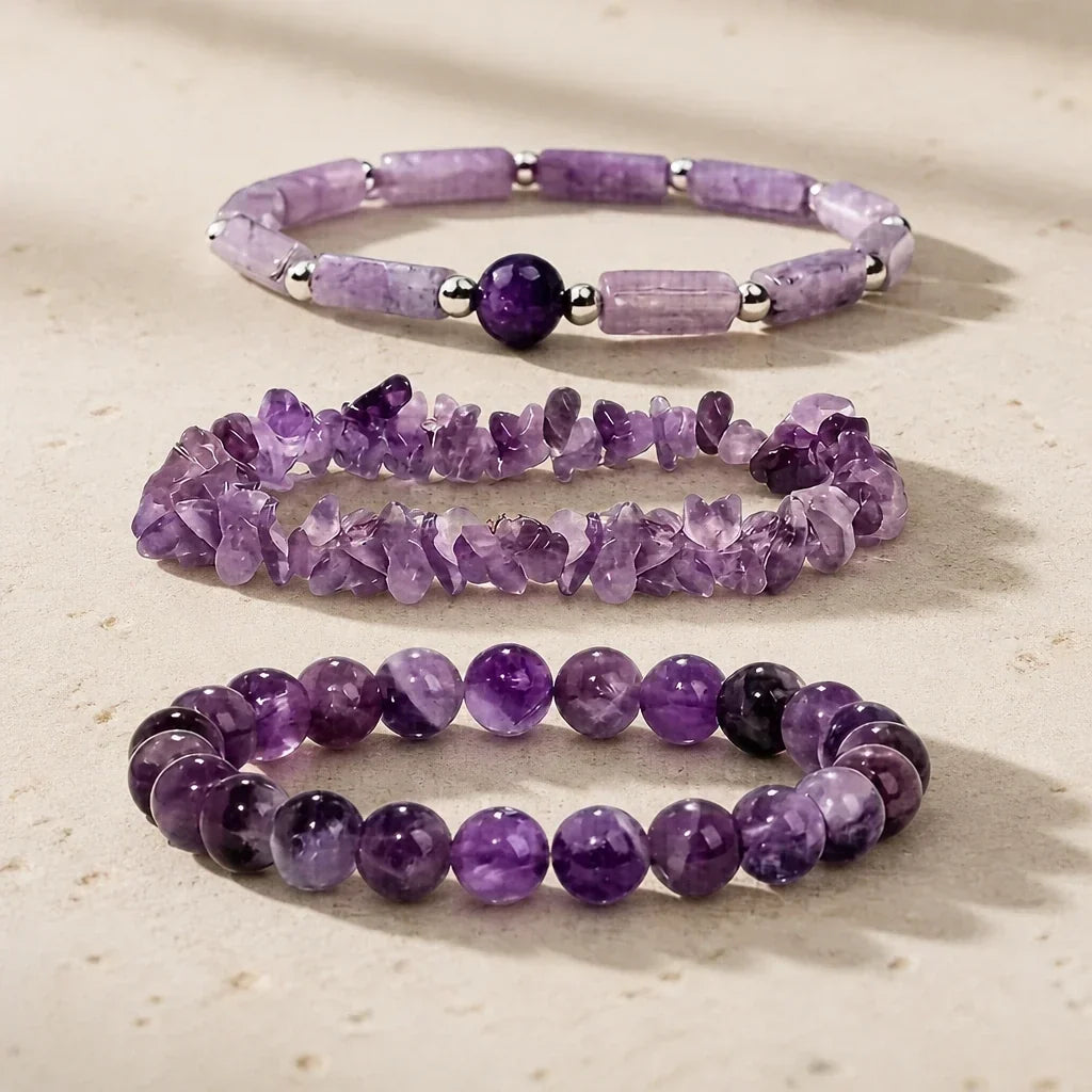 Conjunto Três Pulseiras de Contas Roxas