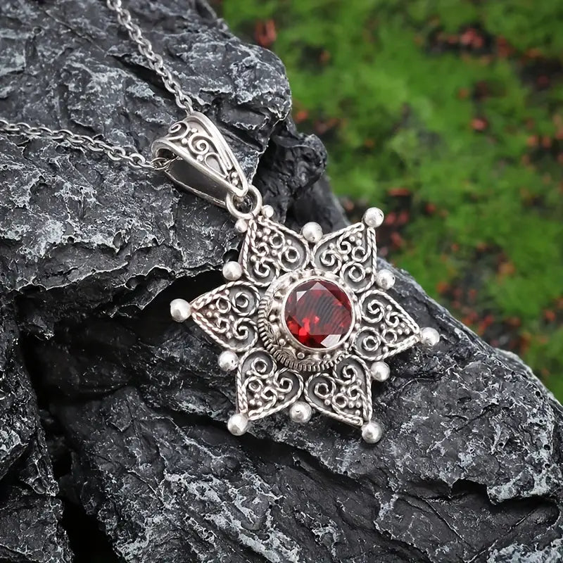 Colar Estrela de Filigrana com Pedra Vermelha