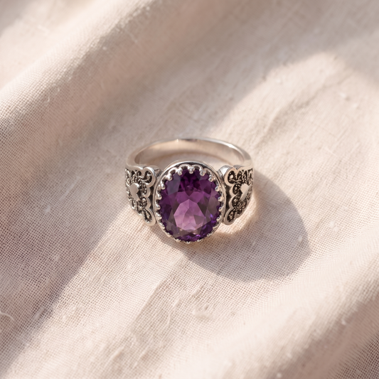 Anel Oval Roxo Rendado
