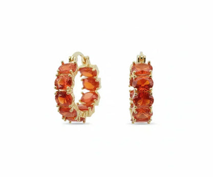 Argolas Cravejadas de Pedras Vermelho-Alaranjadas