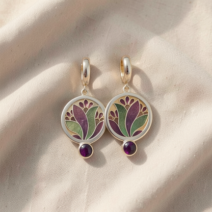 Brincos Medalhão de Flor com Pedra Roxa